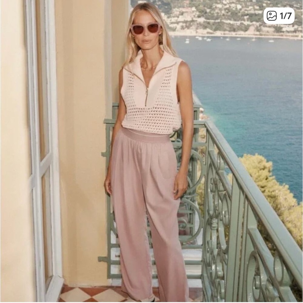 Varley Blush Pink Knit Sleeveless Zip Polo Top